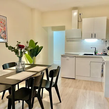 Appartement For Up To 4 Persons, Free Wifi, In Hamburg *